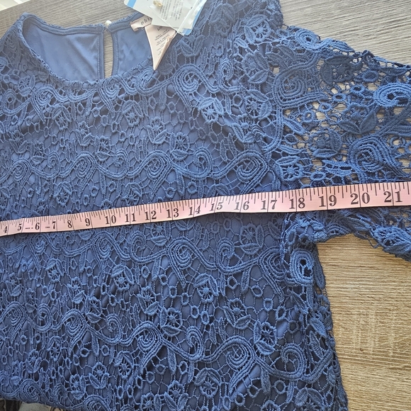 Philosophy Blue Lace Cut Out Blouse L - Picture 5 of 5
